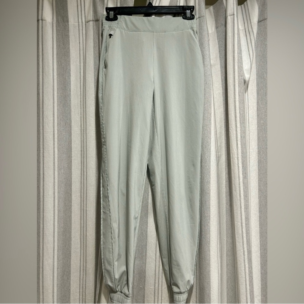 Athleta Brooklyn Textured Jogger